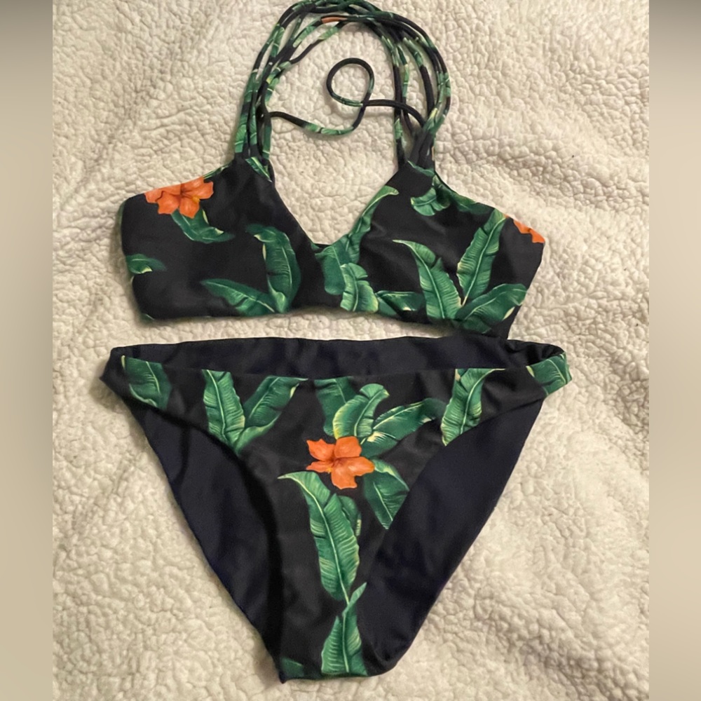 Bathing suit